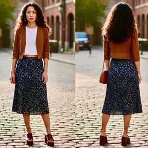 Floral blue pleated high wasted A Line skirt XS